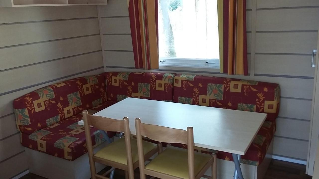 משר-סור-ג'ירונדה Camping Les Chenes Verts מראה חיצוני תמונה
