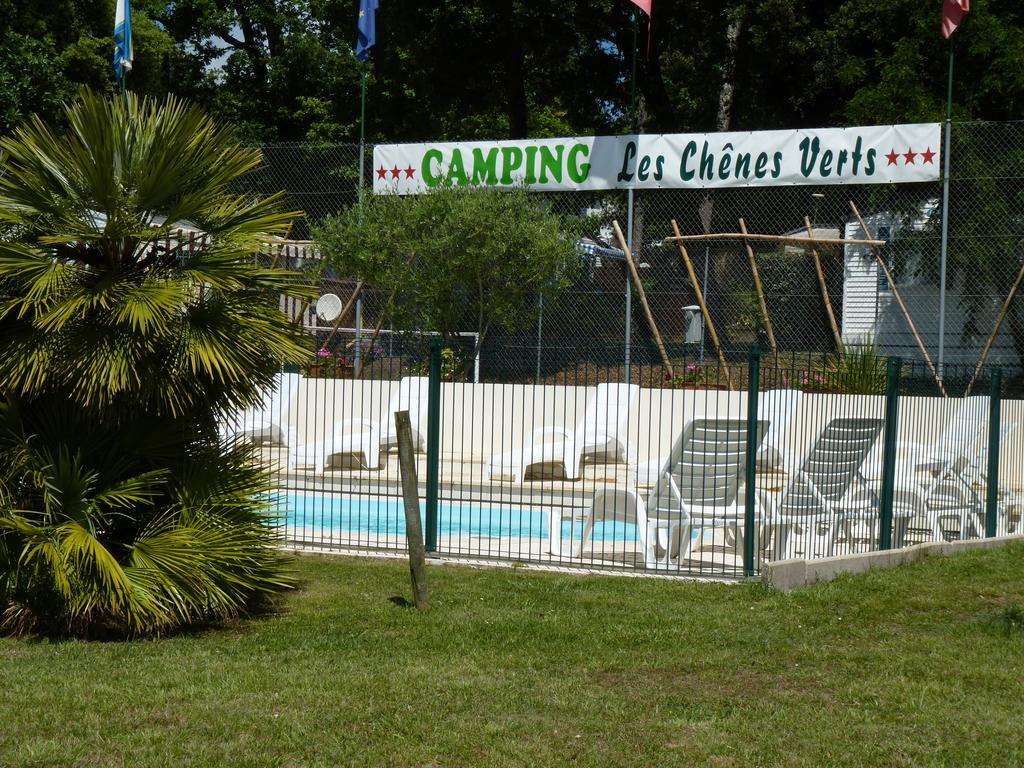 משר-סור-ג'ירונדה Camping Les Chenes Verts מראה חיצוני תמונה