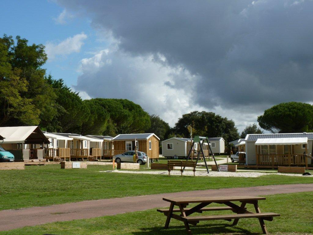 משר-סור-ג'ירונדה Camping Les Chenes Verts מראה חיצוני תמונה